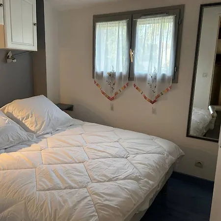 Mazet Avec Terrasse, Climatisation, Calme Ferienhaus